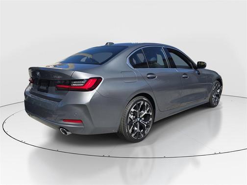 2025 BMW 330 i