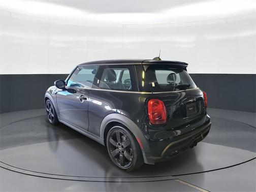 2023 MINI Hardtop Cooper