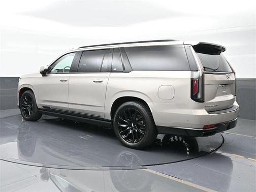 2021 Cadillac Escalade ESV Sport Platinum