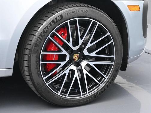 2023 Porsche Macan GTS