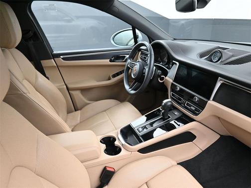 2023 Porsche Macan GTS