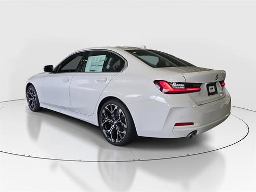 2026 BMW 330 i NA