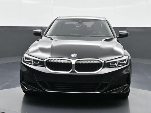 Jet Black 2024 BMW 330 i