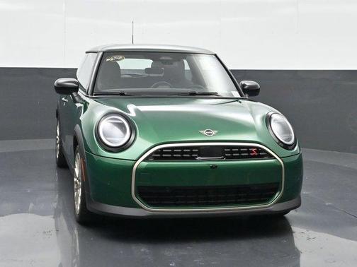 2025 MINI Hardtop ICONIC