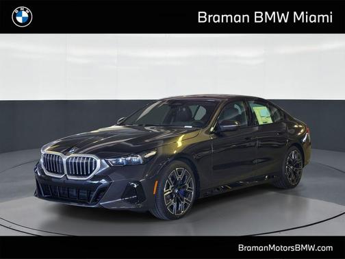Dark Graphite Metallic 2026 BMW 530 i