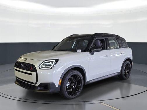 White 2027 MINI Countryman Cooper