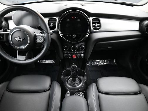 2023 MINI Hardtop Cooper