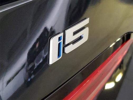 2026 BMW i5 eDrive40