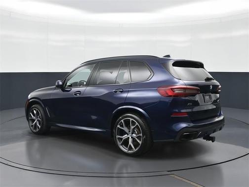2021 BMW X5 M50i
