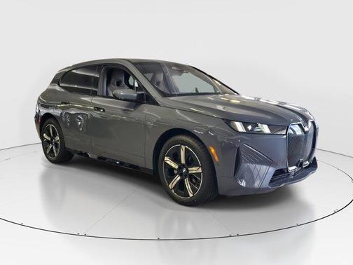 2026 BMW iX xDrive45