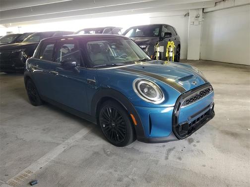 2023 MINI Hardtop Cooper S
