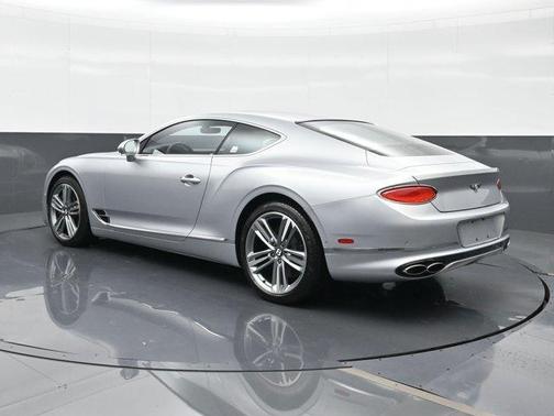 2022 Bentley Continental GT V8