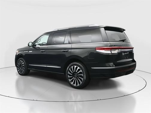 2022 Lincoln Navigator Black Label