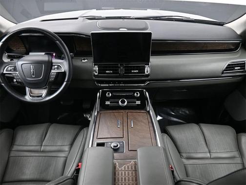 2022 Lincoln Navigator Black Label