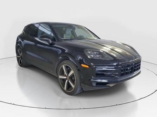 2024 Porsche Cayenne Base