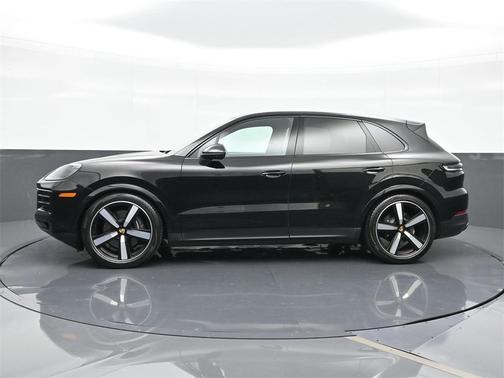 2024 Porsche Cayenne Base
