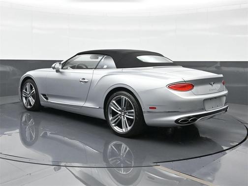 2024 Bentley Continental GT V8