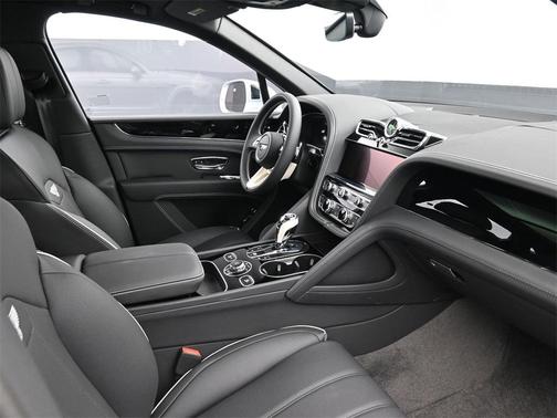 2025 Bentley Bentayga Azure