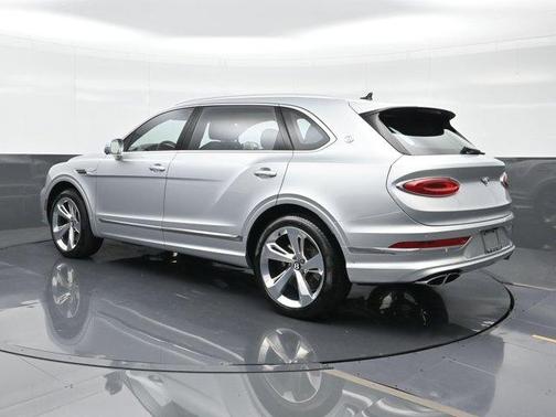 2025 Bentley Bentayga 