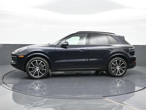 2023 Porsche Cayenne S Platinum Edition