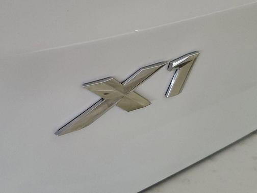 Alpine White 2026 BMW X1 xDrive28i