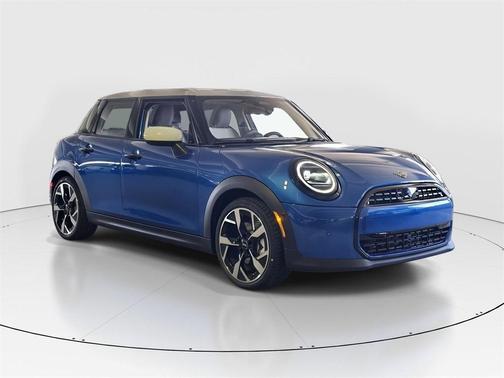 2025 MINI Hardtop C Signature Trim