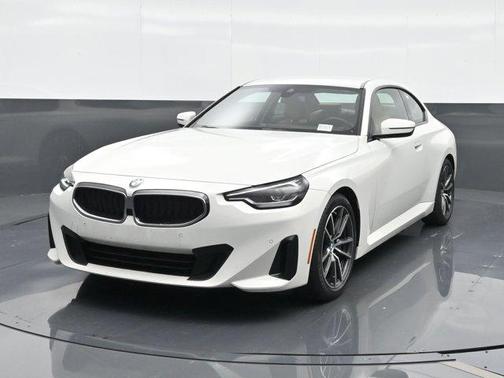 2024 BMW 230 i