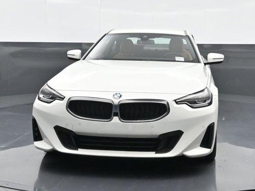 2024 BMW 230 i