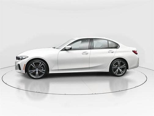 2023 BMW 330 i