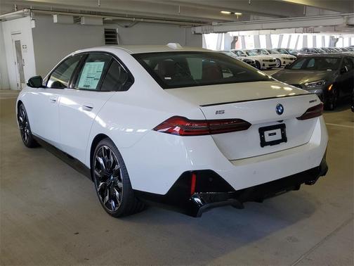 2026 BMW i5 eDrive40
