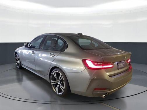 2023 BMW 330 i