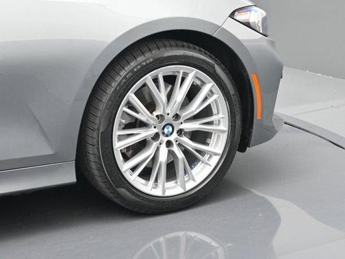 2023 BMW 330 i