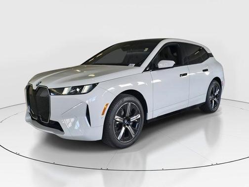 2026 BMW iX xDrive60