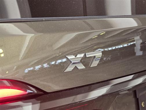 2026 BMW X7 M60i