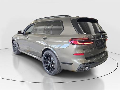 2026 BMW X7 M60i