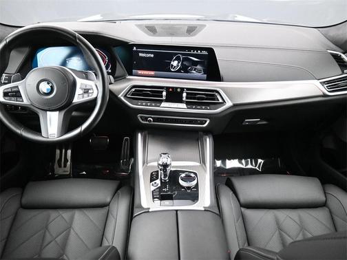 2023 BMW X6 xDrive40i