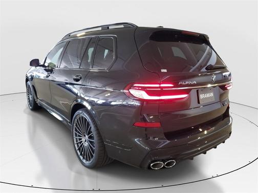 2025 BMW ALPINA XB7 Base