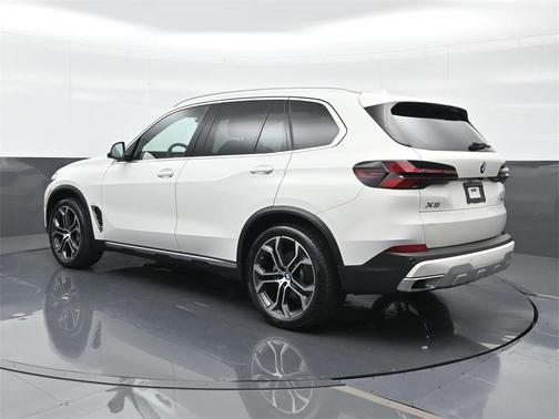2025 BMW X5 xDrive40i