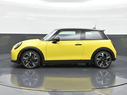 2025 MINI Hardtop SIGNATURE PLUS