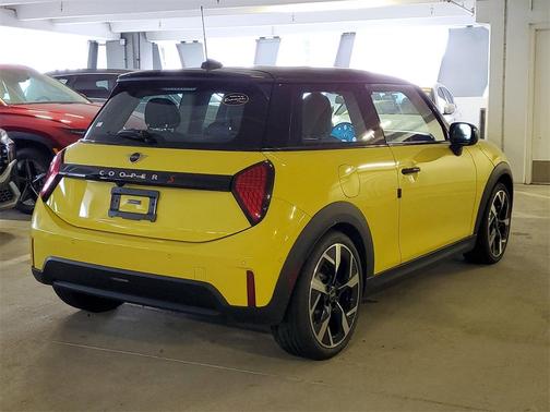 2025 MINI Hardtop SIGNATURE PLUS