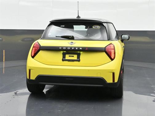 2025 MINI Hardtop SIGNATURE PLUS