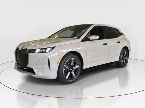 2026 BMW iX xDrive60