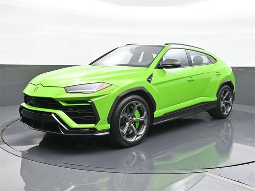 2022 Lamborghini Urus Base