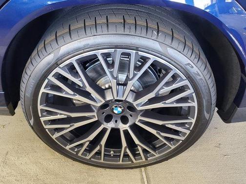 C3Z 2027 BMW X6 xDrive40i