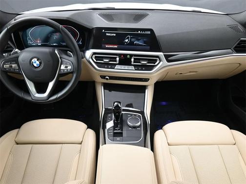 2022 BMW 330 i