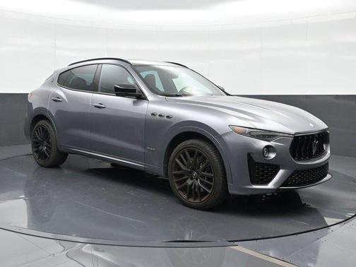 Nero 2021 Maserati Levante S GranSport