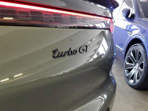 2023 Porsche Cayenne Turbo GT