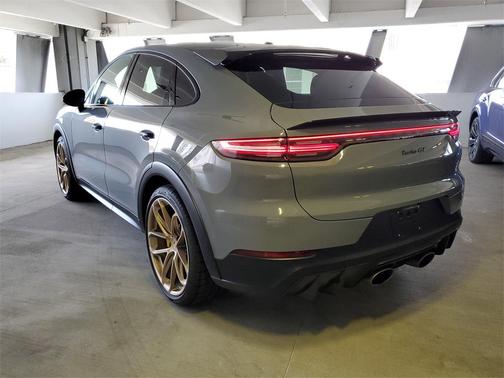 2023 Porsche Cayenne Turbo GT