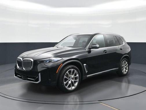 Black Sapphire Metallic 2024 BMW X5 sDrive40i