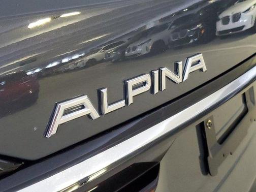 2026 BMW ALPINA XB7 Base